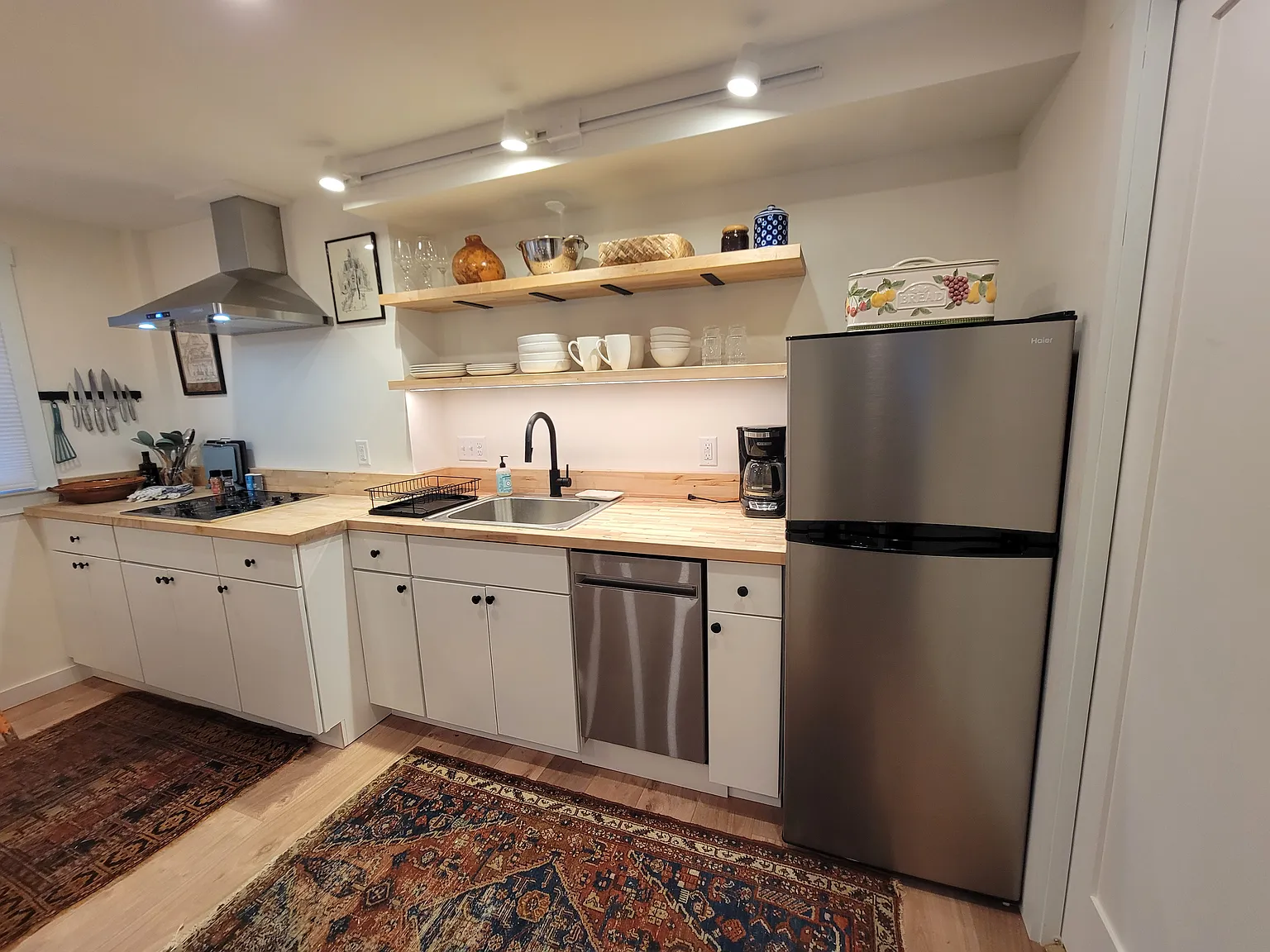 1 bed, 450 sqft, $1,950 — Photo 4