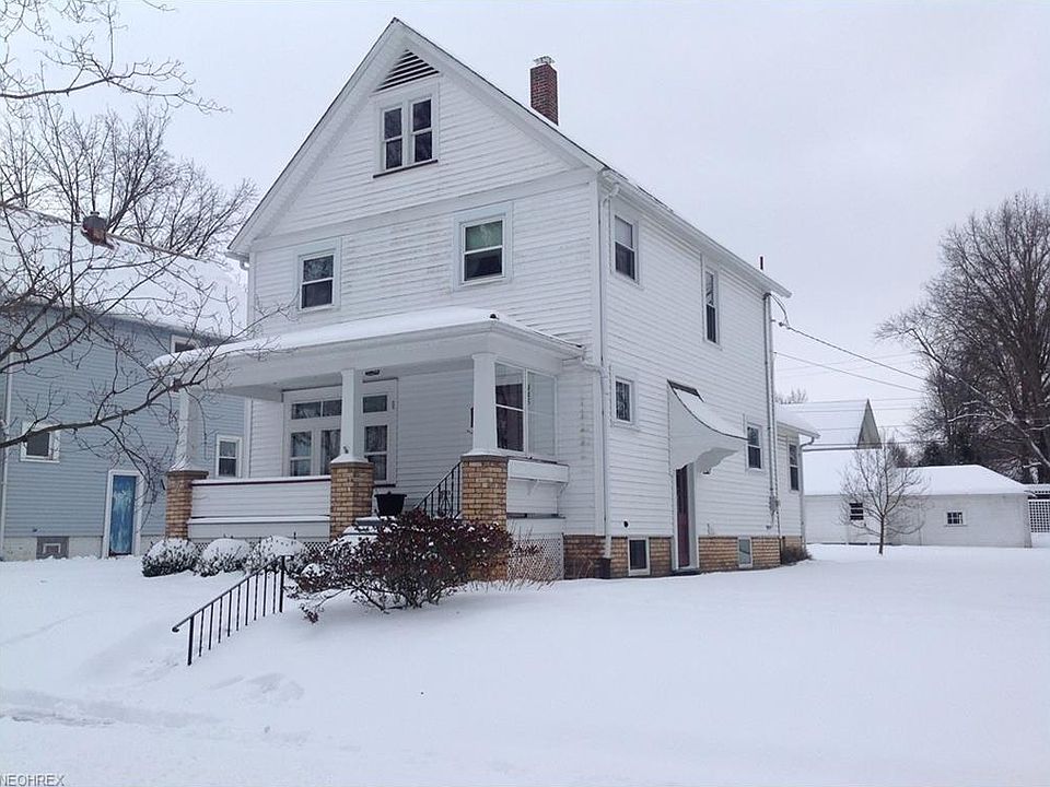1st image of 445 W Maryland Ave