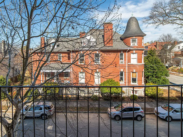 819 Colonial Ave — Photo 47