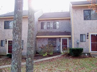 16 Round House Rd, Buzzards Bay, MA 02532