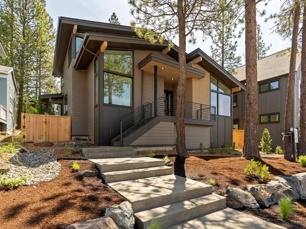 2988 NW Polarstar Ave #22, Bend, OR 97703
