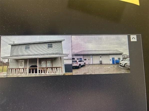 583 McClellandtown Rd, Uniontown, PA 15401
