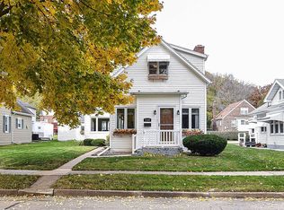 2109 Rhomberg Ave, Dubuque, IA 52001