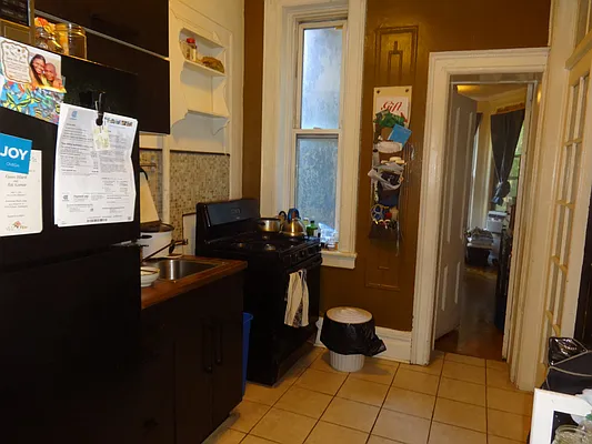 Rented by Blue Egg Realty Corp | media 25