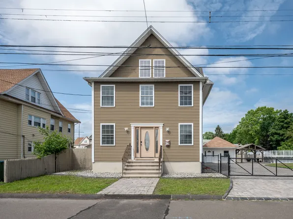 56 Lines Place, Stratford, CT 06615