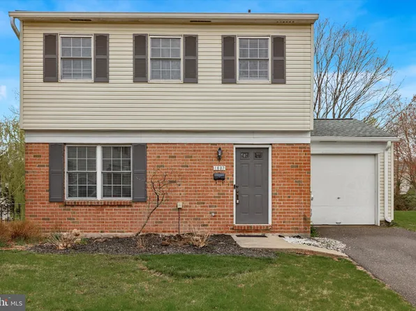 1607 Salinus Ct, Lansdale, PA 19446