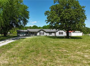23586 116th Hwy, Colcord, OK 74338