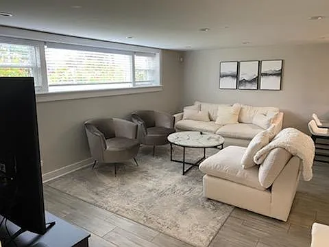 8044 N Oriole Ave — Photo 11