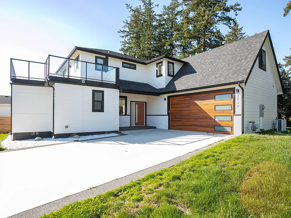 2529 Bora Bora Ct
