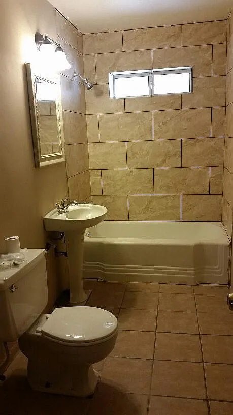 3 bed, 1175 sqft, $1,800 — Photo 3