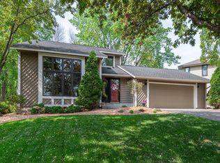 5705 Quinwood Ln N, Plymouth, MN 55442