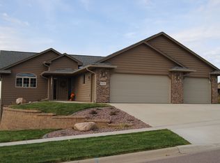 805 N Agate Ave, Brandon, SD 57005