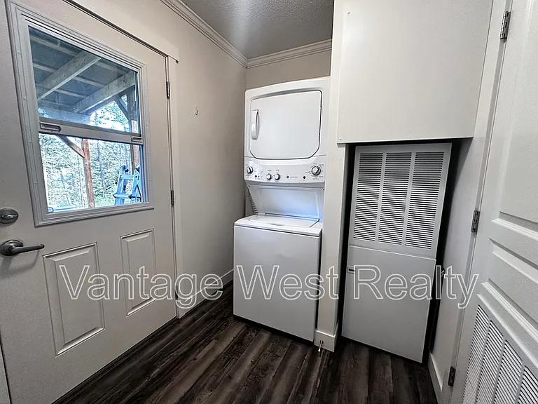 5235 Chase Rd — Photo 21