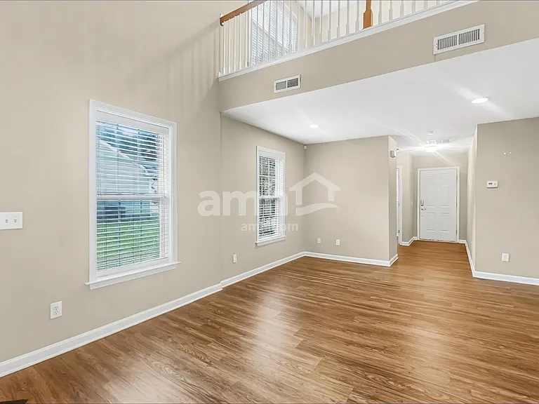 1907 Wheatfield Ct — Photo 6