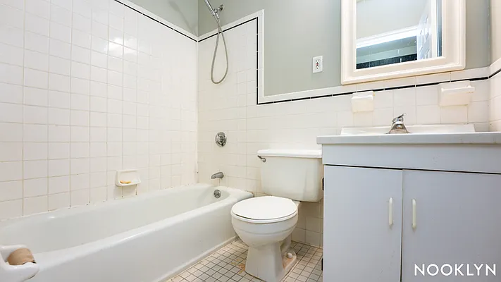 Rented by Nooklyn NYC LLC | media 9