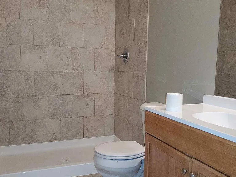 611 W Market St #A — Photo 11