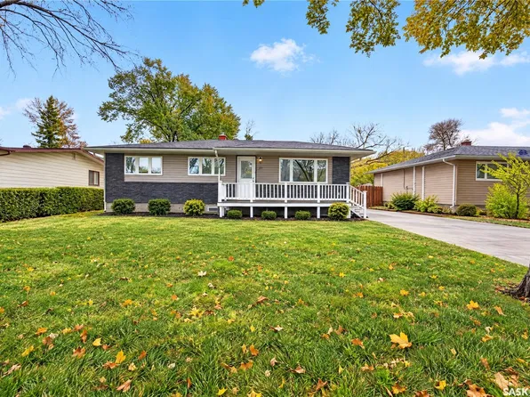 21 DUNNING Crescent, Regina, SK S4S 3V9