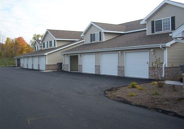 2nd image of 7375 Whitespire Rd APT 8