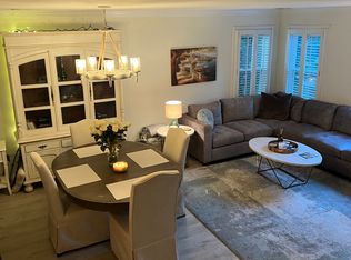 11 Smith Pl, Charleston, SC 29401