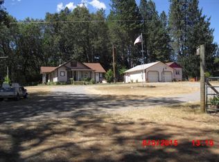 625 Draper Valley Rd, Selma, OR 97538