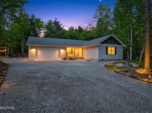 714 Dubose Dr, Jamestown, TN 38556