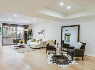 11733 Montana Ave APT 105, Los Angeles, CA 90049