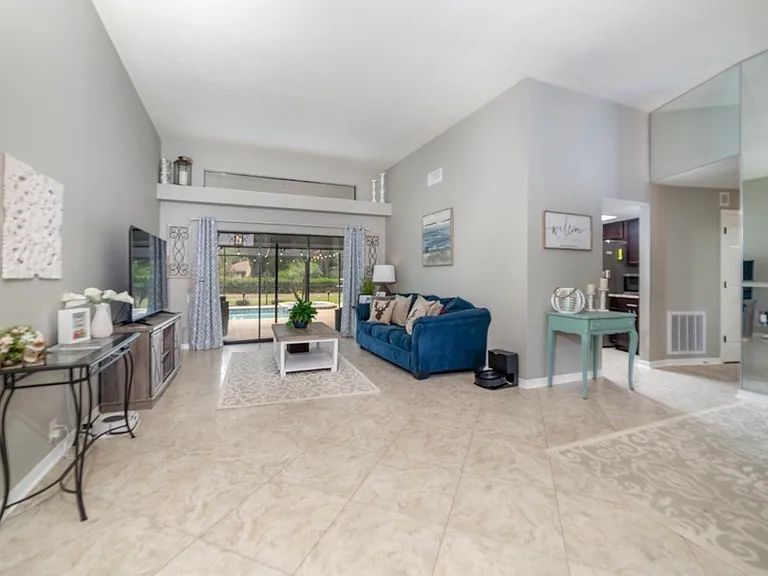 2906 Pine Club Dr — Photo 11