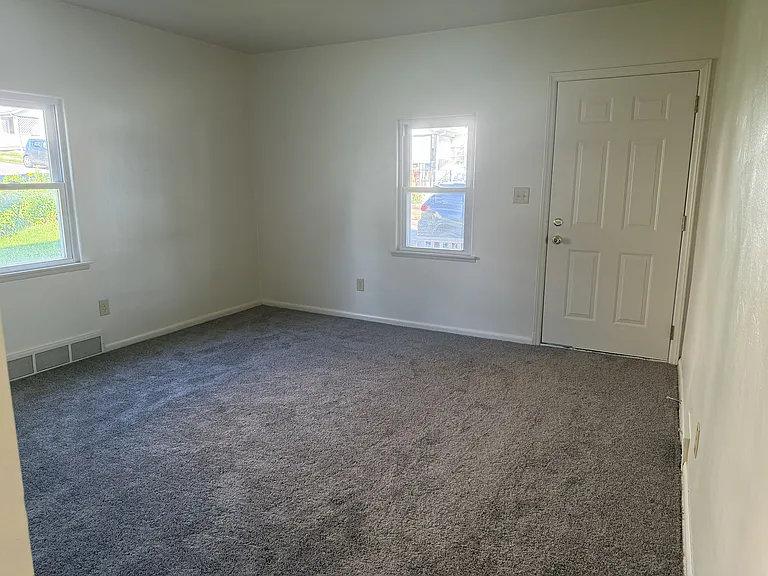 1409A Elm St #1409A — Photo 3