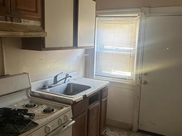 1031 S Ithan St, Philadelphia, PA 19143