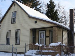 312 Robey Pl SE, Grand Rapids, MI 49506