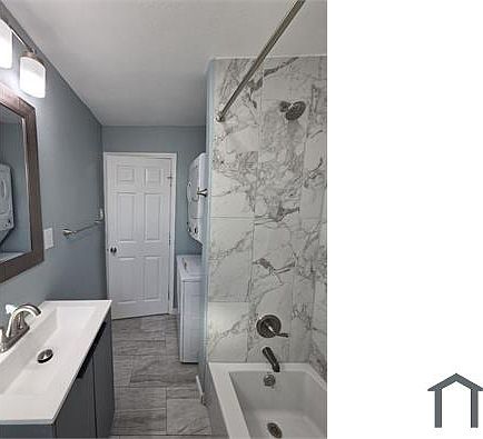 4th image of 619 13th St APT 1