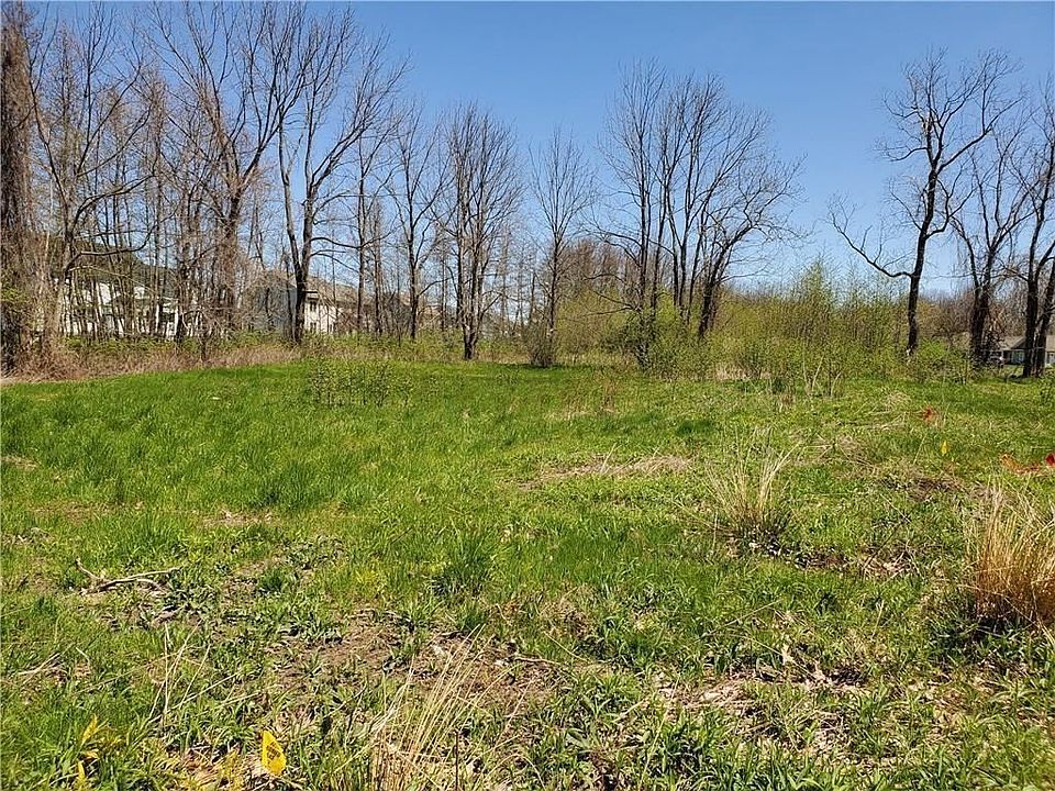 2nd image of 382 Phillips Rd