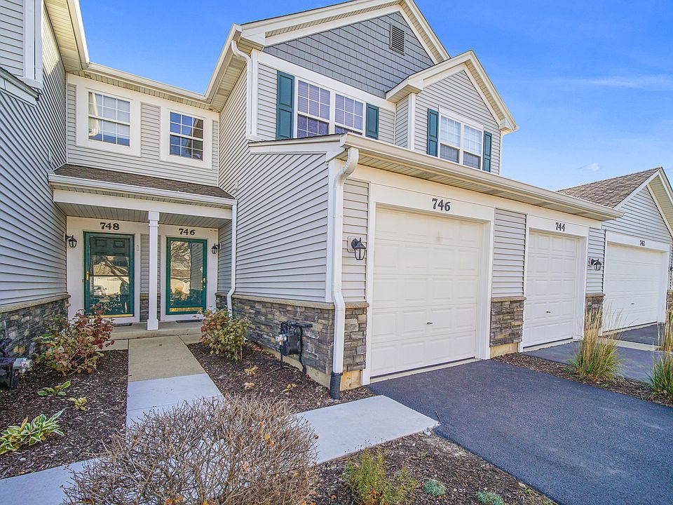 1st image of 746 Genesee Dr #746