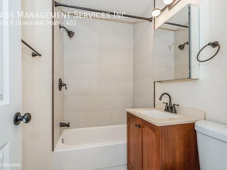 1504 N Dearborn Pkwy, Chicago, IL — Photo 36