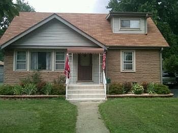 1st image of 256 Macarthur Dr