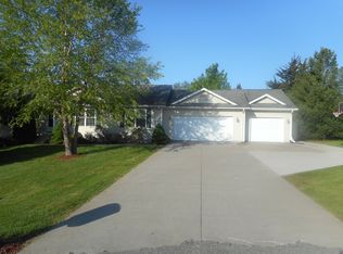 2564 Westgate Way, Muscatine, IA 52761