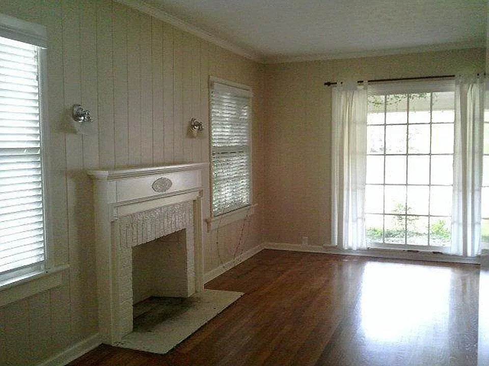 2 bed, 1461 sqft, $1,600 — Photo 2