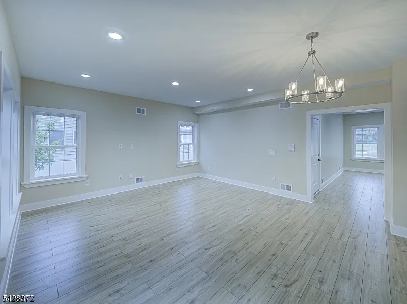 3 bed, 2.5 bath, $3,800 — Photo 3