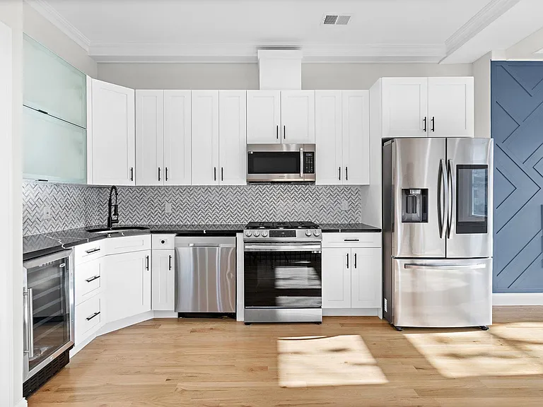 126 North St #2 — Photo 4