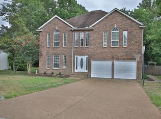 1870 Oreilly Cir, Spring Hill, TN 37174
