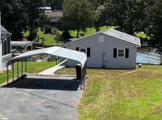136 Coastline Dr, Inman, SC 29349