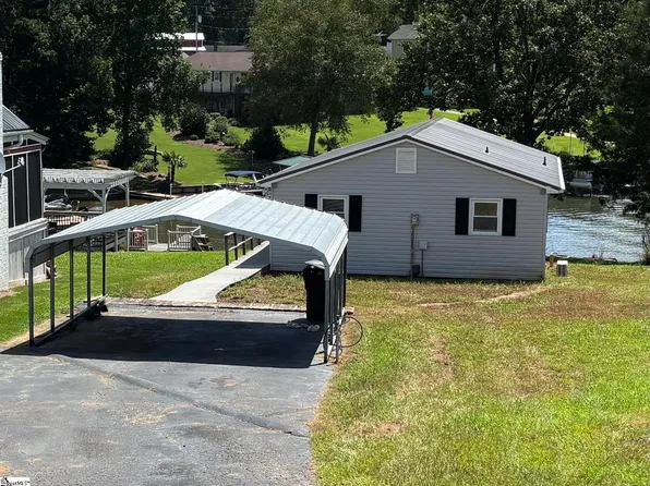 136 Coastline Dr, Inman, SC 29349