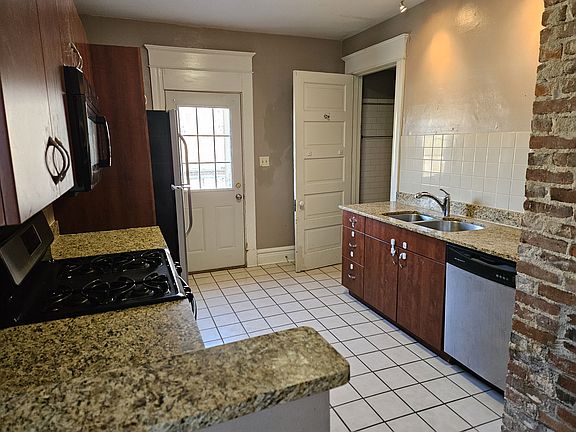 4th image of 1136 N Church St APT 3
