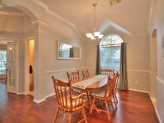 5th image of 3830 Hillbrook Dr