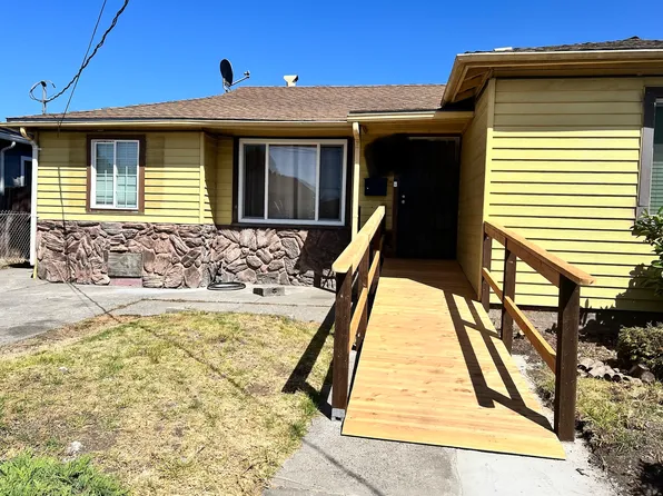122 Eldridge Ave, Oakland, CA 94603