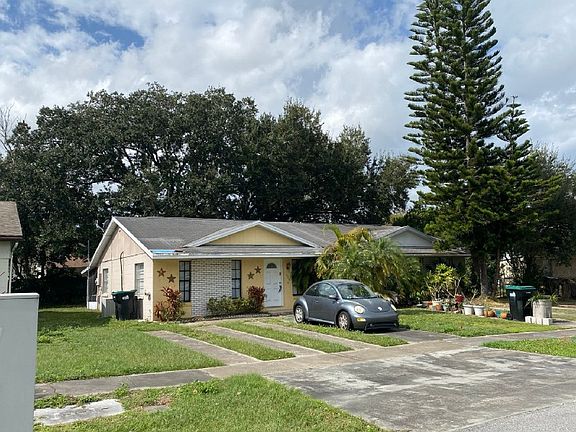 3rd image of 608 Whippoorwill Dr