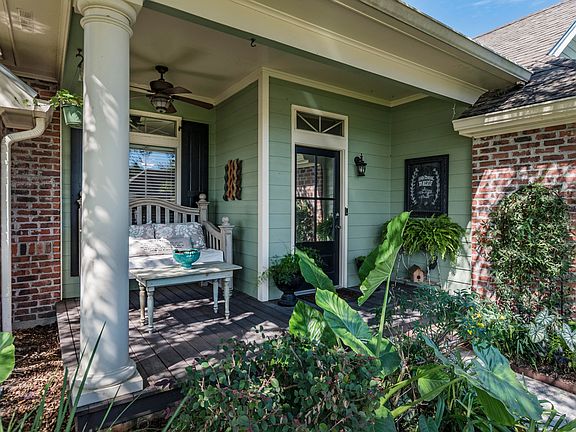 5th image of 116 Windermere Cir