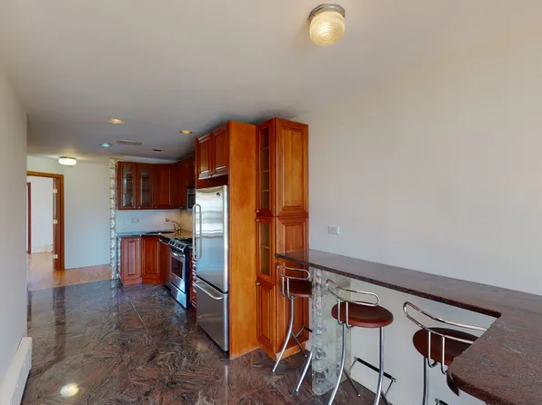 2803 Batchelder Street image 5 of 21