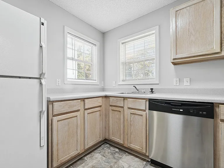 2000 University Woods Rd #204 — Photo 19