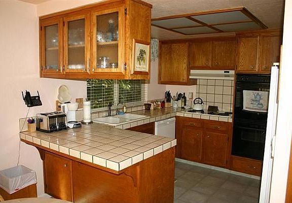 3rd image of 804 Laurelwood Ct